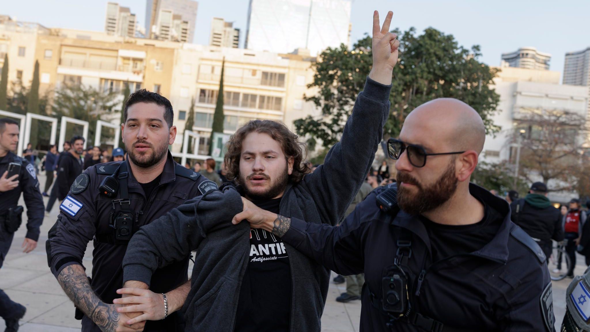 Israel: Antikriegsdemonstrant Greenberg wird verhaftet