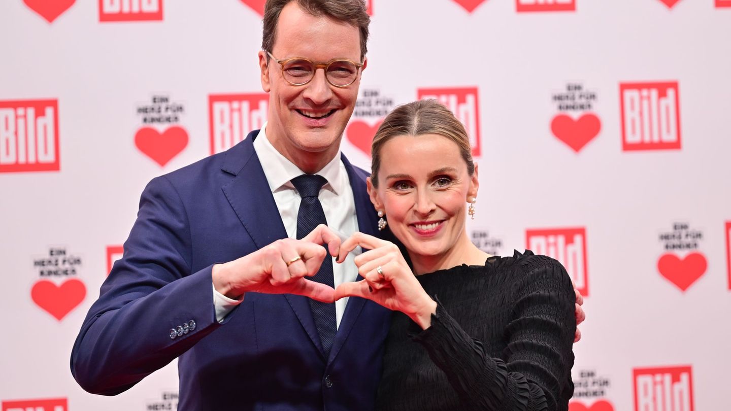 Hendrik Wüst (CDU) und seine damals noch schwangere Frau Katharina bei der Gala "Ein Herz für Kinder" (Archivfoto) Foto: Sebasti