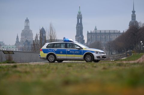 Die Evakuierung eines Großteils der Dresdner Innenstadt ist abgeschlossen. Foto: Robert Michael/dpa