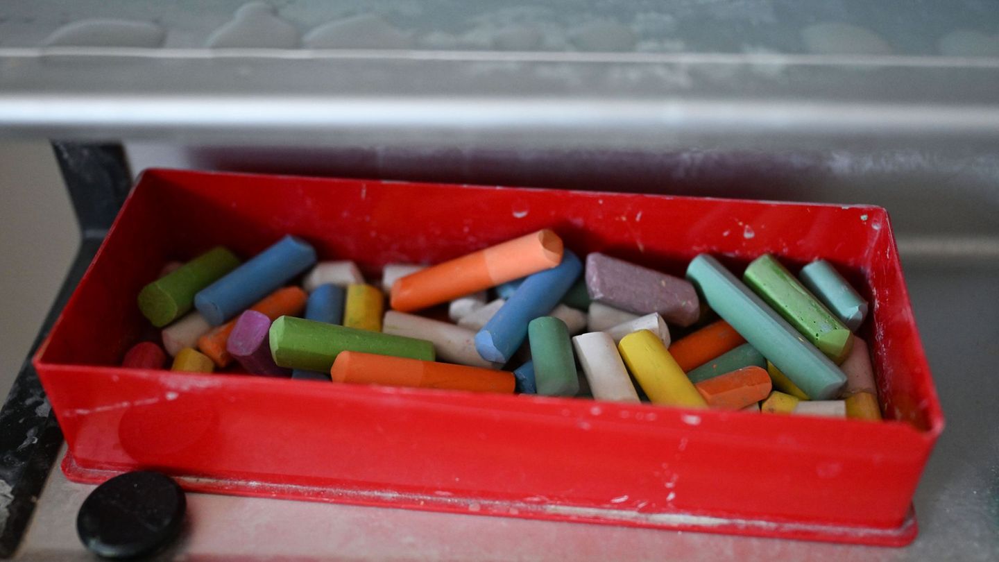 Offener Brief: Normaler Unterricht kaum noch möglich? Kritik an Regierung