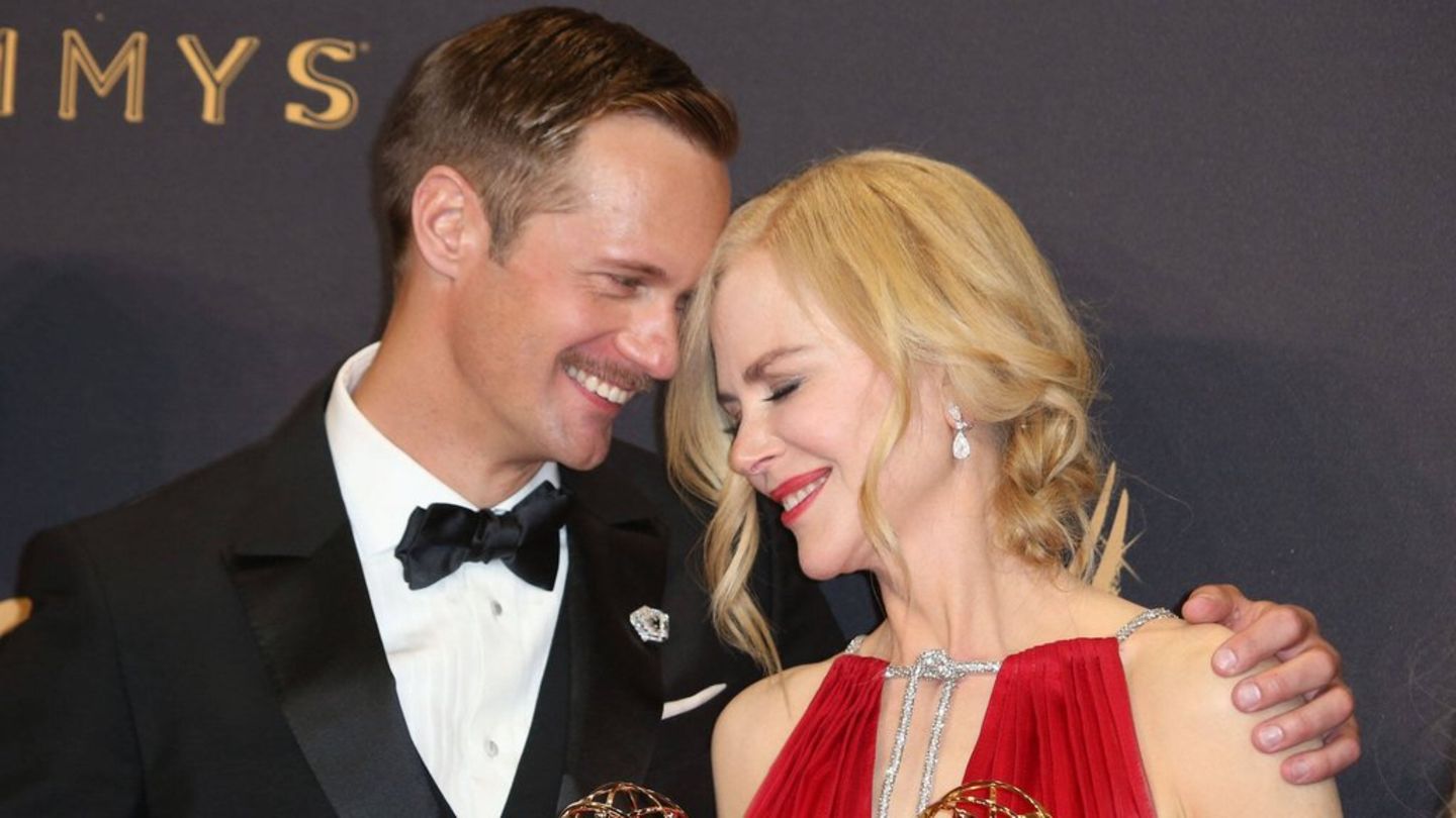 Alexander Skarsgård und Nicole Kidman 2017 bei der Emmy-Verleihung.