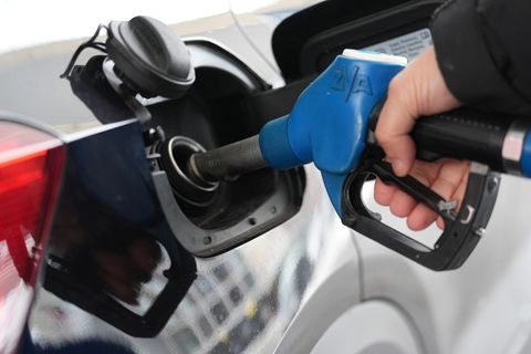 Tanken ist zuletzt deutlich teurer geworden. (Symbolbild) Foto: Marcus Brandt/dpa