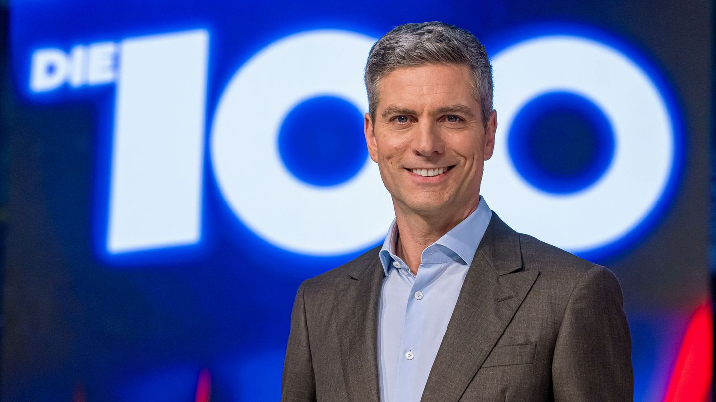 Ingo Zamperoni begrüßt wieder zwei Journalisten und 100 "Normalbürger" zwecks Diskussion und Abstimmung über eine aktuelles sowie kontroverses Thema.