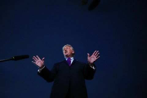 Trump sucht nach der Zollschlappe vor Gericht nach Alternativen. Foto: Julia Demaree Nikhinson/AP/dpa