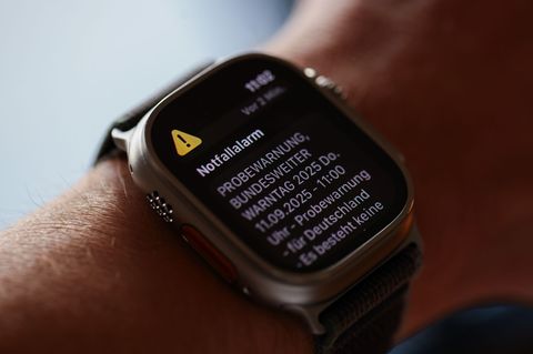 Zweimal im Jahr findet der bundesweite Warntag statt. (Symbolbild) Foto: Rolf Vennenbernd/dpa