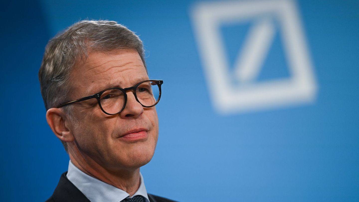 Finanzbranche: Deutsche Bank zahlt nach Rekordgewinn Milliarden-Boni