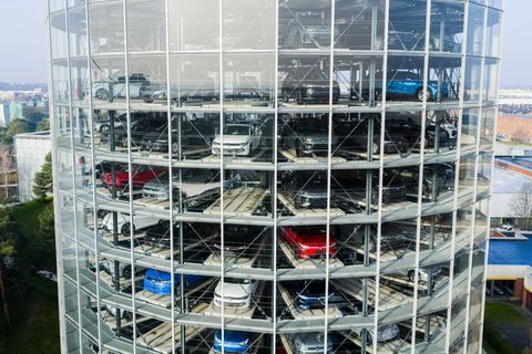 Mehr als drei Millionen Neuwagen der Marke Volkswagen wurden im vergangenen Jahr ausgeliefert. Foto: Julian Stratenschulte/dpa