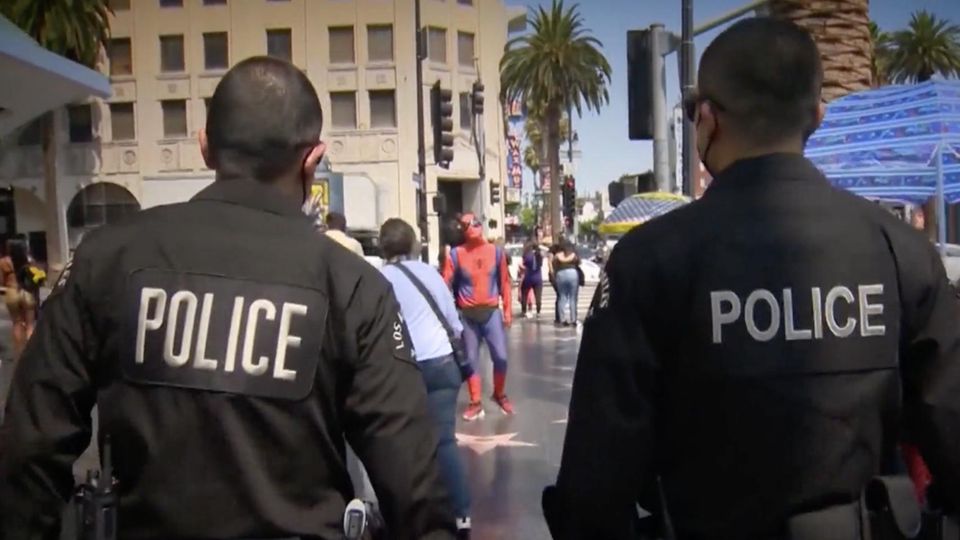 Zwei Polizisten in Kalifornien