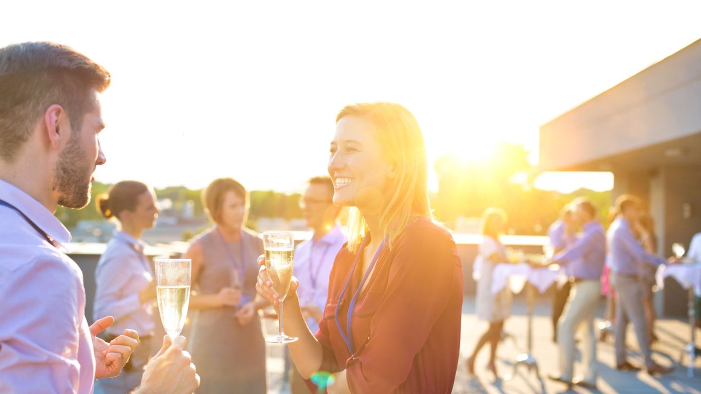 Schweigen ist nicht Gold: Mit diesen sieben Tipps werden Sie zum Smalltalk-Profi