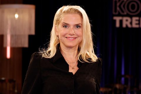 Jeanette Biedermann lächelt in die Kamera