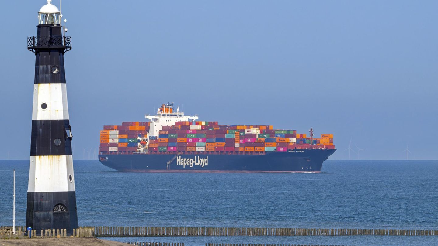 Ein Schiff der Hamburger Reederei Hapag-Lloyd