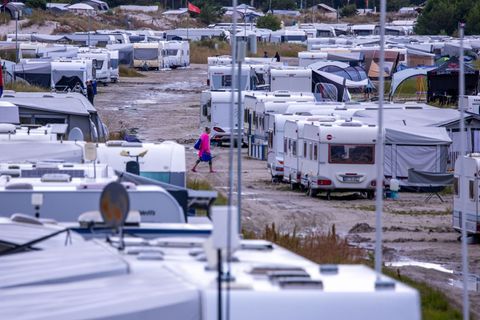 Im Bundesvergleich ist Camping in Mecklenburg-Vorpommern recht teuer. (Symbolbild) Foto: Jens Büttner/dpa