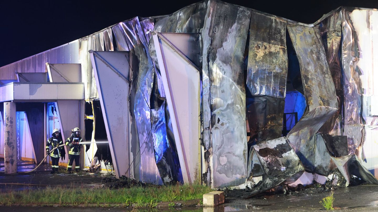 Großbrand: Ermittlungen nach Brand in Gebetsraum abgeschlossen