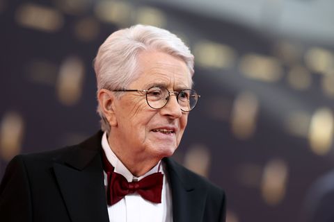 Der TV-Moderator Frank Elstner bekommt einen Grimme-Sonderpreis. (Archivbild) Foto: Rolf Vennenbernd/dpa