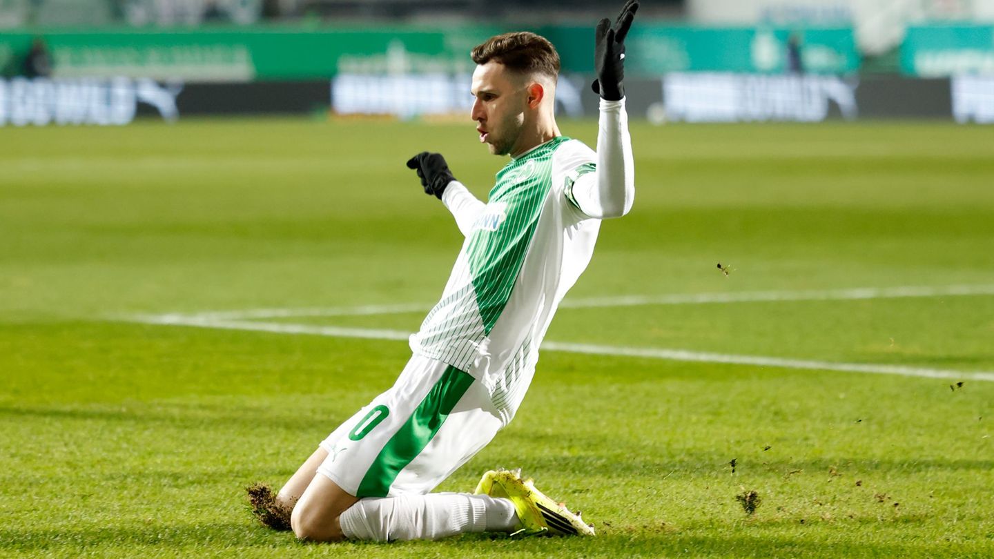 Kapitän Branimir Hrgota kehrt nach einer Erkrankung zurück. (Archivbild) Foto: Heiko Becker/dpa