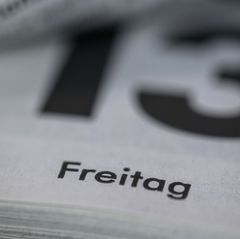 Für einige ein Unglückstag: Die Unfallstatistik in Sachsen-Anhalt spiegelt das aber nicht wider. (Symbolbild) Foto: Hendrik Schm