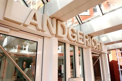 Vor dem Landgericht ist ein 38-Jähriger für einen brutalen Mordversuch zu neun Jahren Haft verurteilt worden. (Symbolbild) Foto: