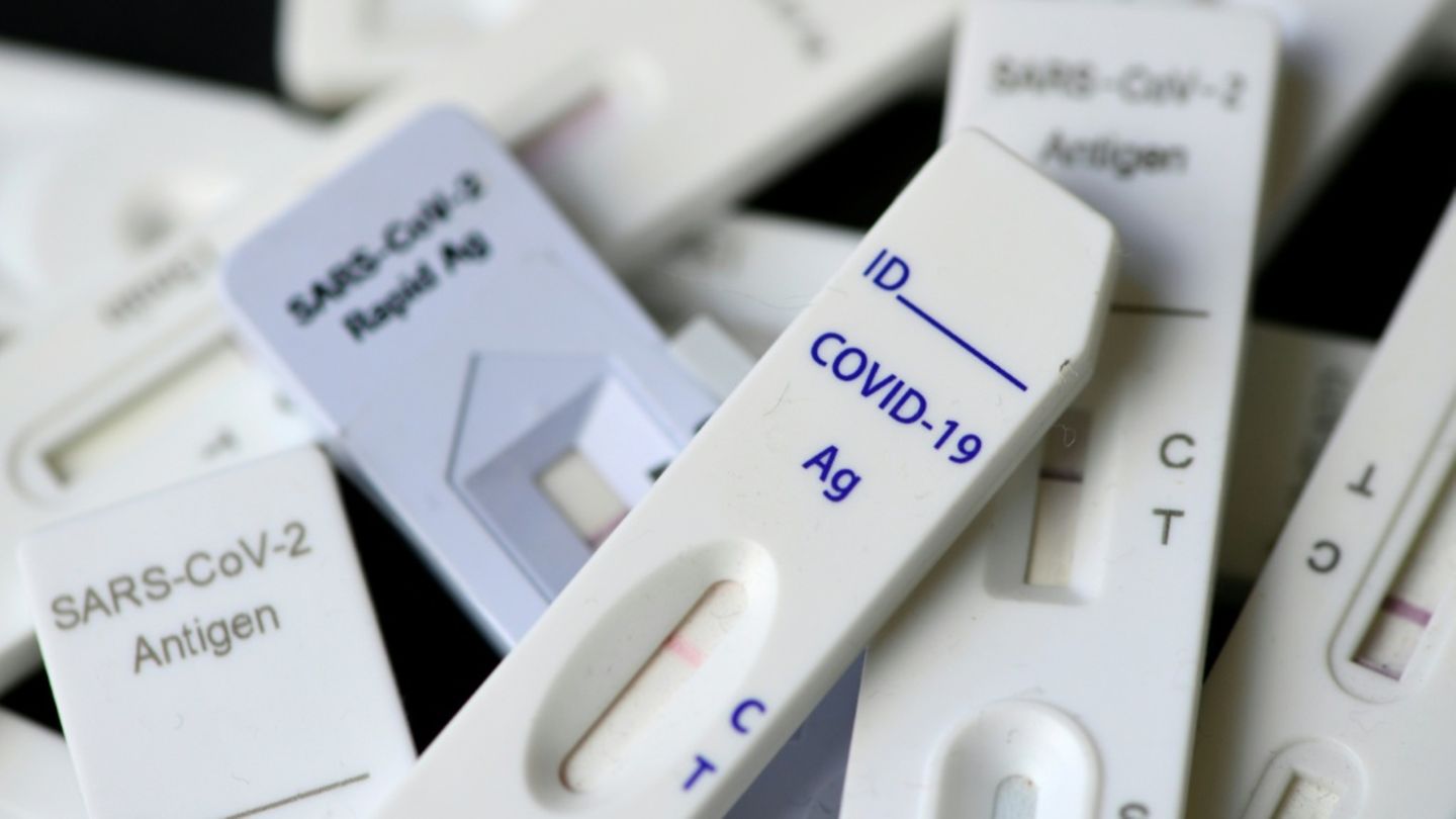 Millionenbetrug mit Coronatests in Berlin: 49-Jähriger zu langer Haft verurteilt