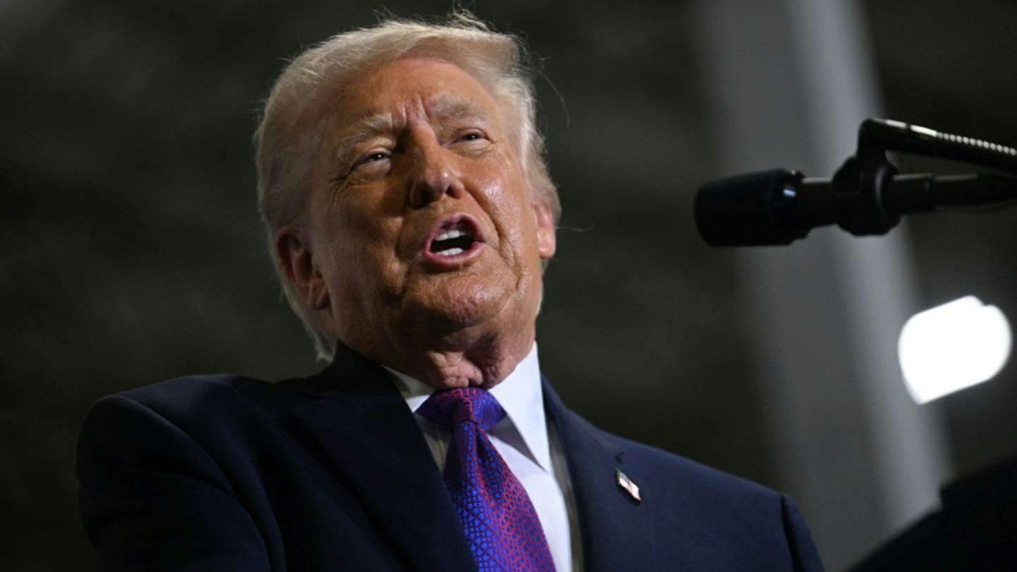 Trump nennt Iran "Reich des Bösen" und Ölpreise zweitrangig