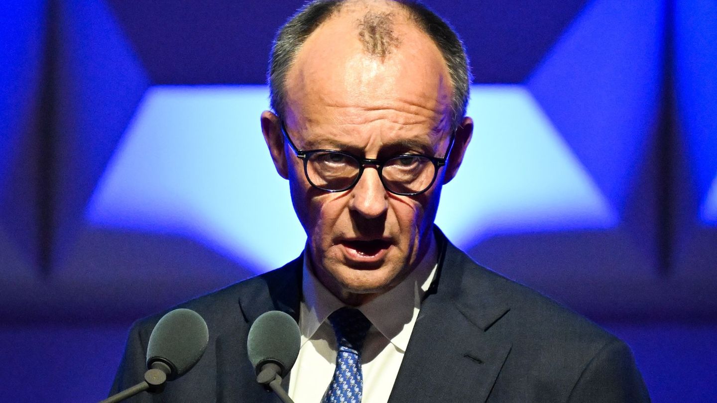 Die Sicherheit des Kanzlers: Merz lobt bei BKA-Feier seine Personenschützer