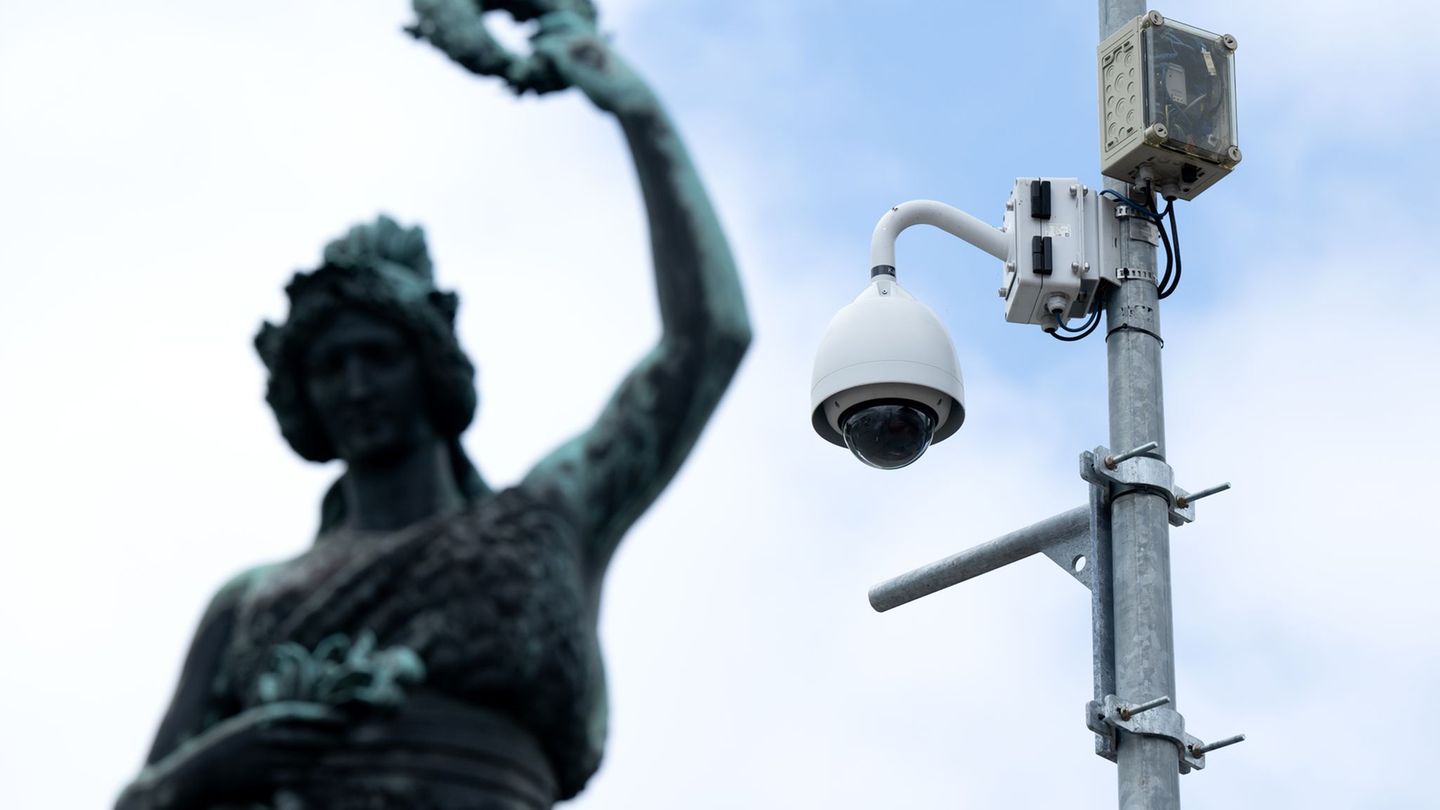 Innere Sicherheit: Mehr Kameras – Bayerns Polizei baut Videoüberwachung aus