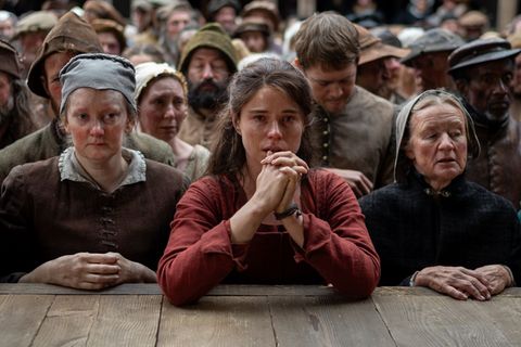 Für ihre Rolle in "Hamnet" hat Jessie Buckley (Mitte) ihren Oscar nach Meinung vieler Experten fast sicher.