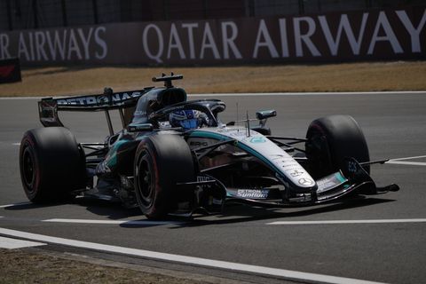 WM-Spitzenreiter George Russell führt auch in China das Feld an. Foto: Andy Wong/AP/dpa
