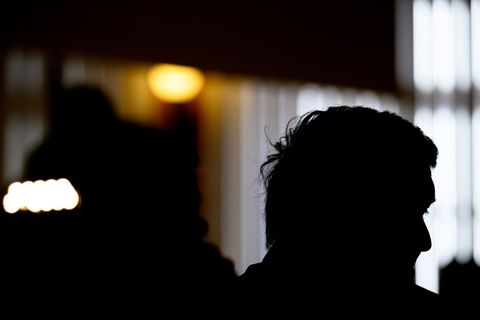 Der Busfahrer hat vor Gericht einen Fehler eingeräumt. Foto: Hendrik Schmidt/dpa