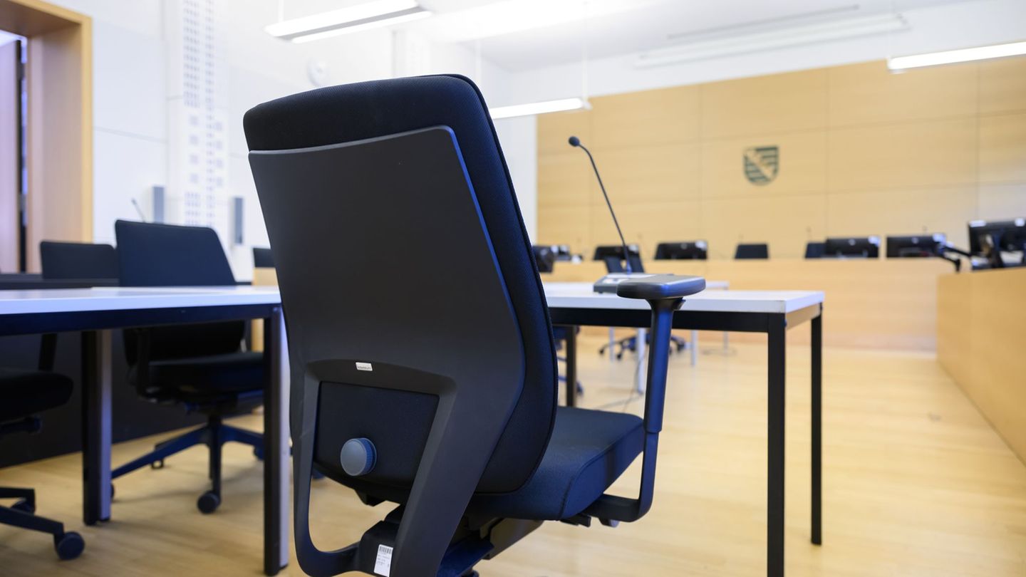 Die Anklage gegen den 37-Jährigen wurde vor dem Landgericht Dresden erhoben. (Archivbild) Foto: Robert Michael/dpa