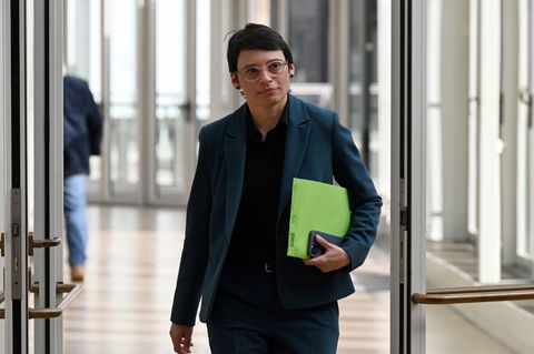 Die Grünen-Politikerin Josefine Paul zieht einen Schlussstrich in der nordrhein-westfälischen Landespolitik. (Archivbild) Foto: