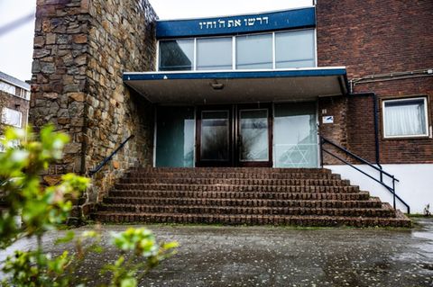 Durch Brand beschädigte Synagoge in Rotterdam