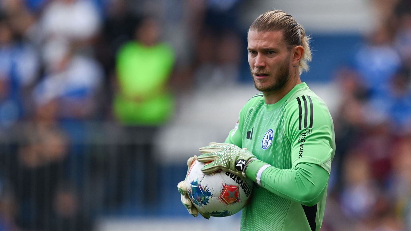 Wird am Sonntag gegen Hannover ins Schalker Tor zurückkehren: Loris Karius (Archivbild) Foto: Hendrik Schmidt/dpa