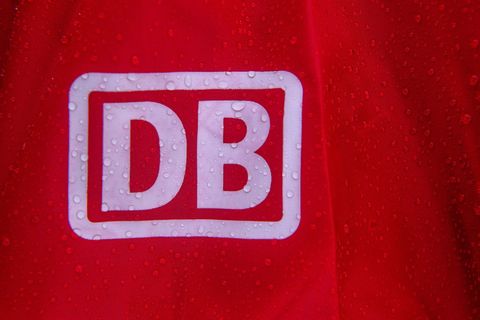 Pendler können schon bald die neuen Züge auf beiden Regionallinien nutzen. (Symbolbild) Foto: Klaus-Dietmar Gabbert/dpa