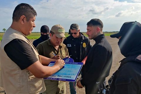 Drogenboss Marset nach seiner Übergabe an die DEA