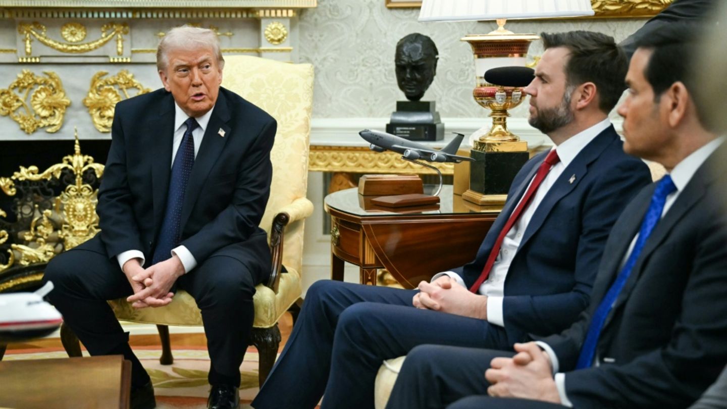 "Macht mir Spaß": Trump bestätigt Schuh-Geschenke an seine Minister