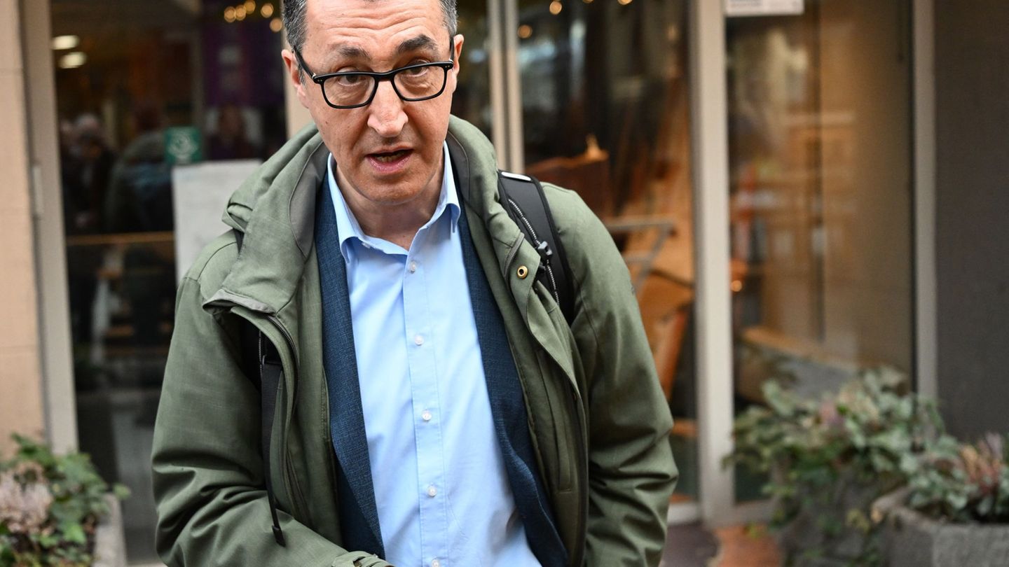 Will es schaffen, mit der CDU eine Regierung zu bilden: Wahlsieger Cem Özdemir (Grüne). Foto: Bernd Weißbrod/dpa