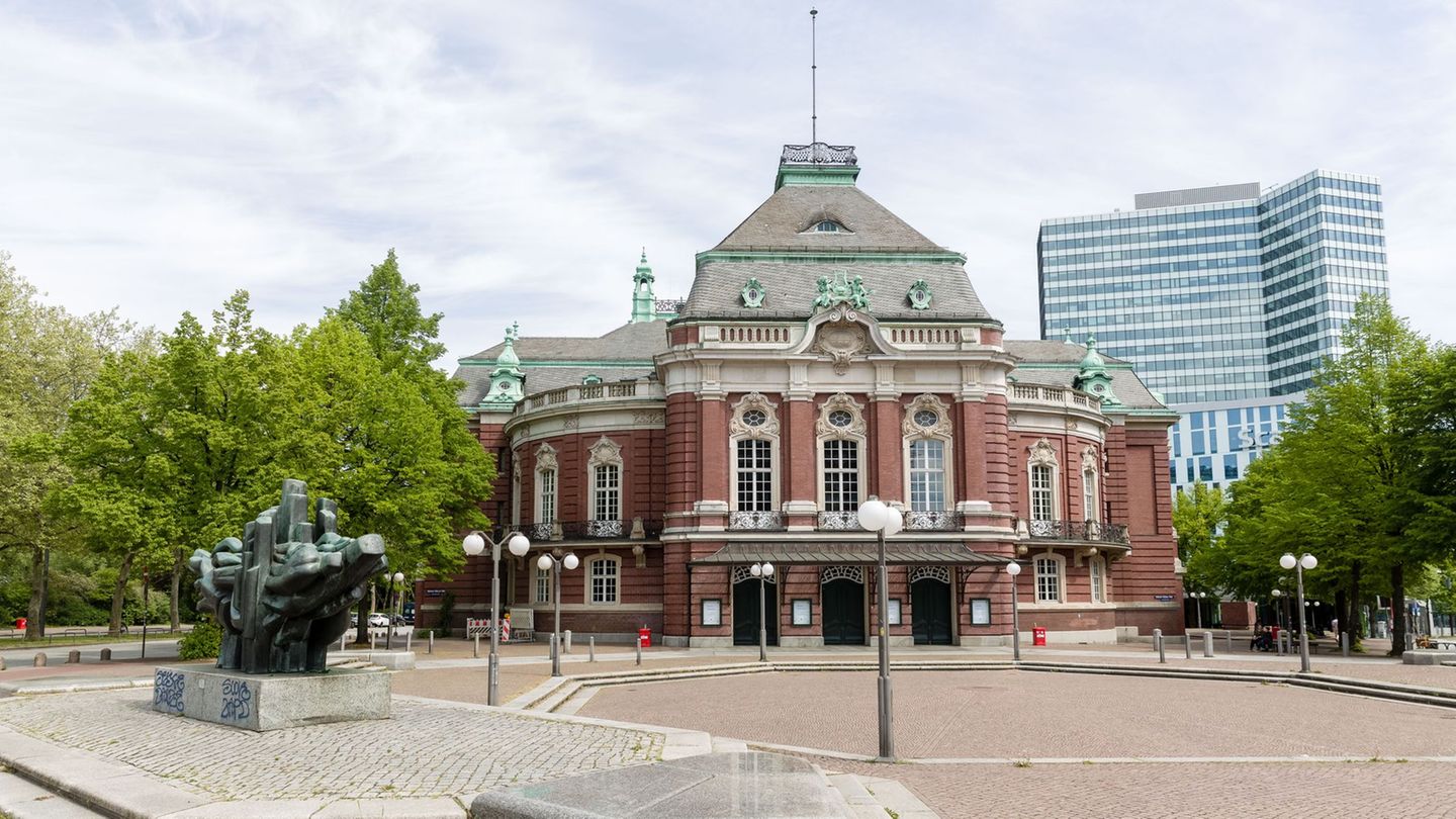 Konzert im Dunkeln: Konzert fast nur für die Ohren - "Hamburg Musik im Dunkeln"