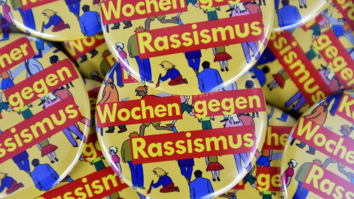 Am Montag starten die Internationalen Wochen gegen Rassismus. (Archivbild) Foto: Uli Deck/dpa