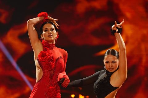 „Let's Dance“: Vanessa Borck (l.) und Victoria Sauerwald tanzen einen Tango