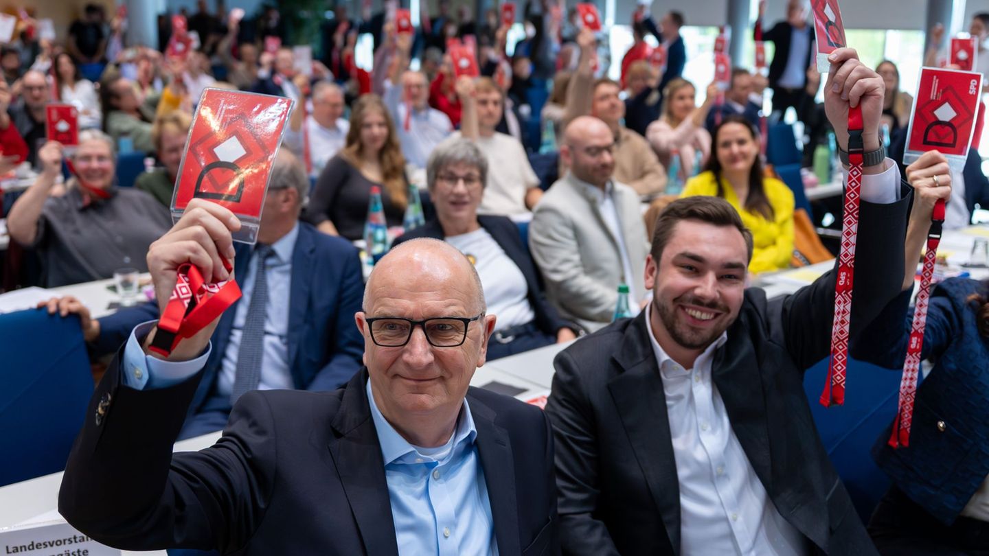 Brandenburgs Ministerpräsident Dietmar Woidke warb auf dem SPD-Parteitag um Zustimmung für den Koalitionsvertrag mit der CDU, di