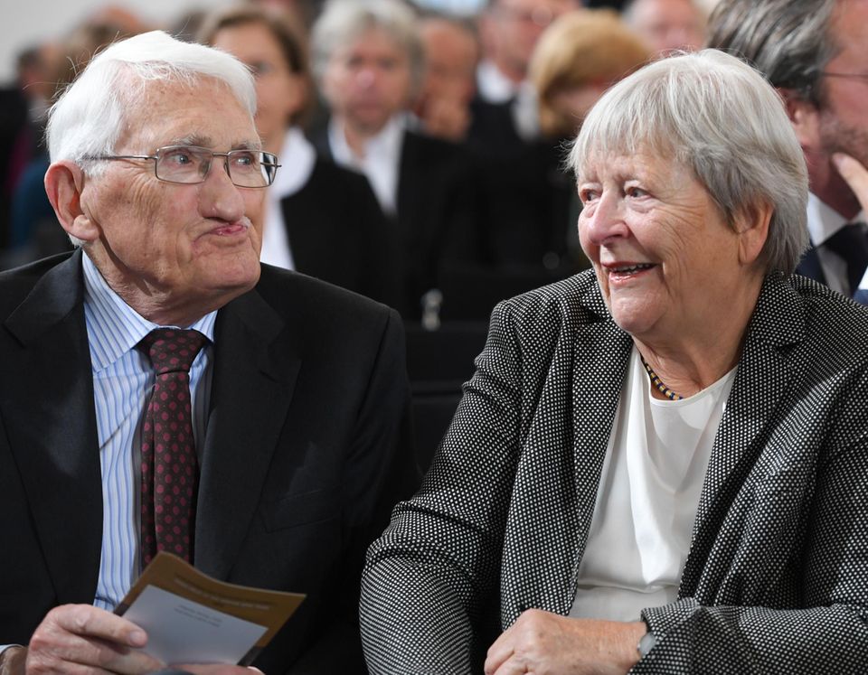 J rgen Habermas Ist Tot Stationen Seines Lebens STERN de j-rgen-habermas-ist-tot-stationen-seines-lebens-stern-de