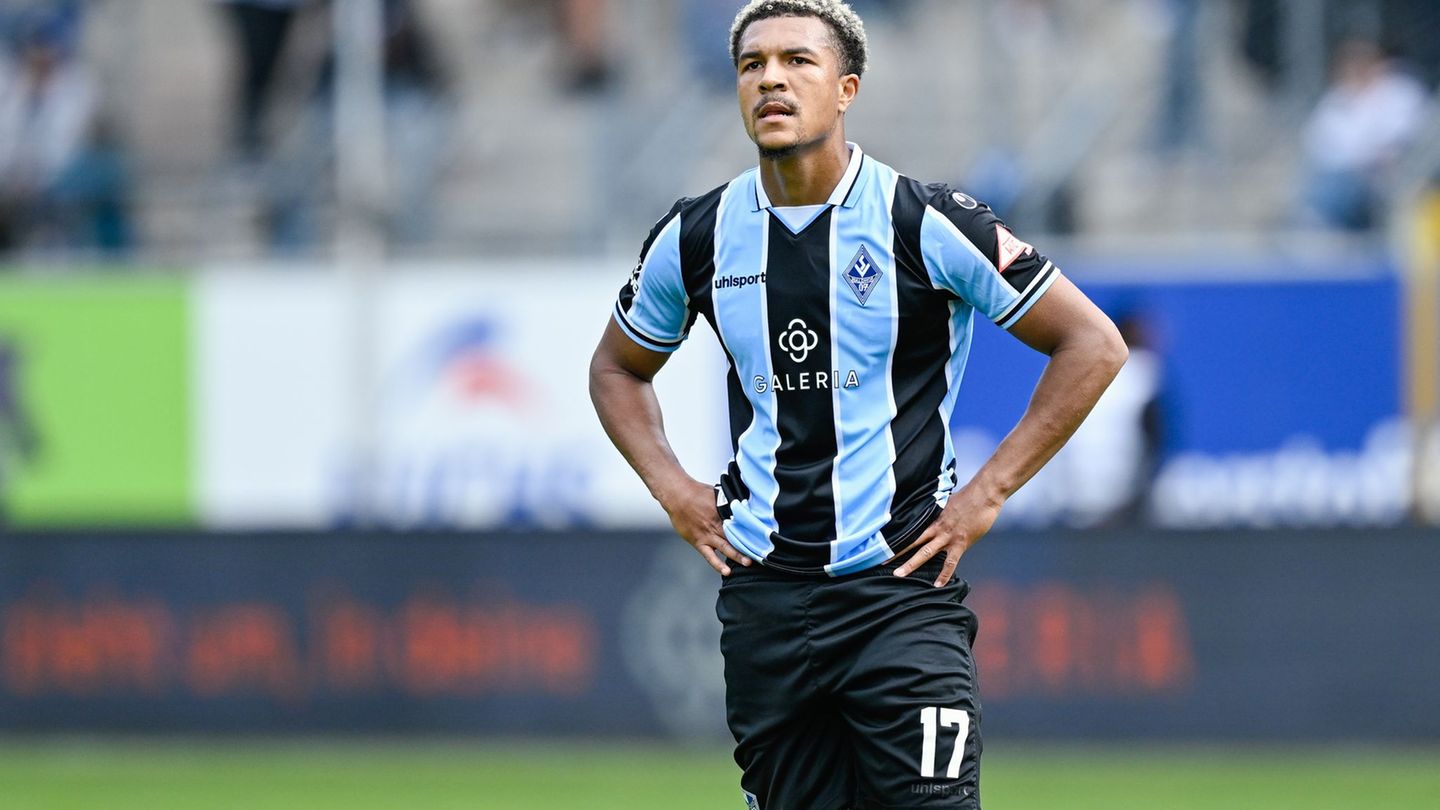 Samuel Abifade und der Waldhof haben bei Spitzenreiter Osnabrück verloren. (Archivbild) Foto: Uwe Anspach/dpa