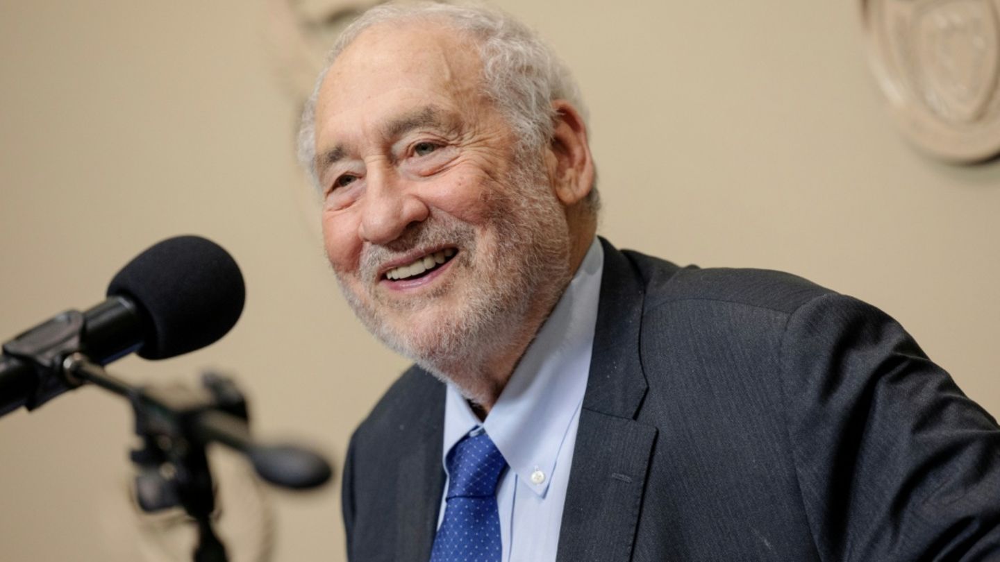 Joseph Stiglitz
