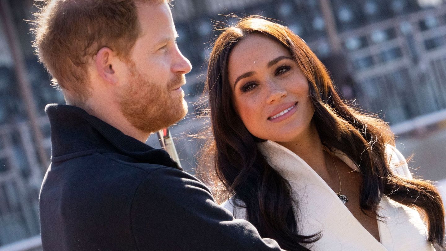 Royals: "Verschwörungen": Harry und Meghan verärgert über Royal-Buch