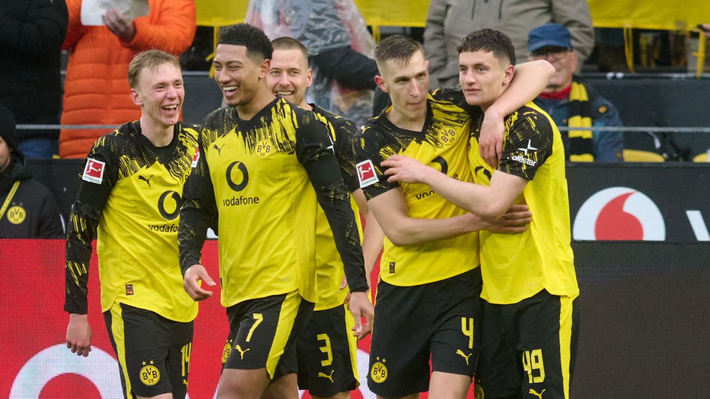 Bundesliga: Souveräner Auftritt des BVB: Dortmund schlägt Augsburg