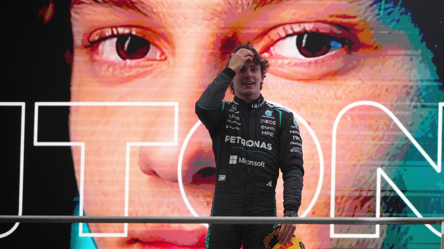 Kimi Antonelli rast in China zu seinem ersten Grand-Prix-Erfolg in der Formel 1. Foto: Andy Wong/AP/dpa