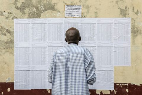 Beobachter erwarteten eine sehr niedrige Wahlbeteiligung