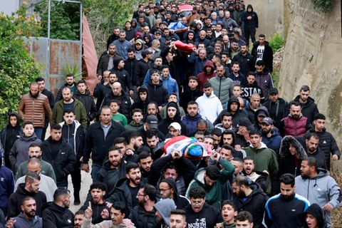 Trauerversammlung in Tammun