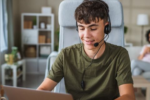 Damit Eltern sich entspannt zurücklehnen können, während ihr Nachwuchs auf Discord unterwegs ist, hilft es, die Funktion der A