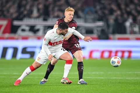 Hier geblieben: Leipzigs Nicolas Seiwald (r) verfolgt VfB-Stürmer Deniz Undav, der nach der Pause trifft. Foto: Harry Langer/dpa